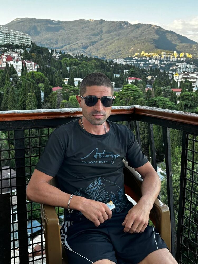  ,   Alexei, 38 ,   ,   