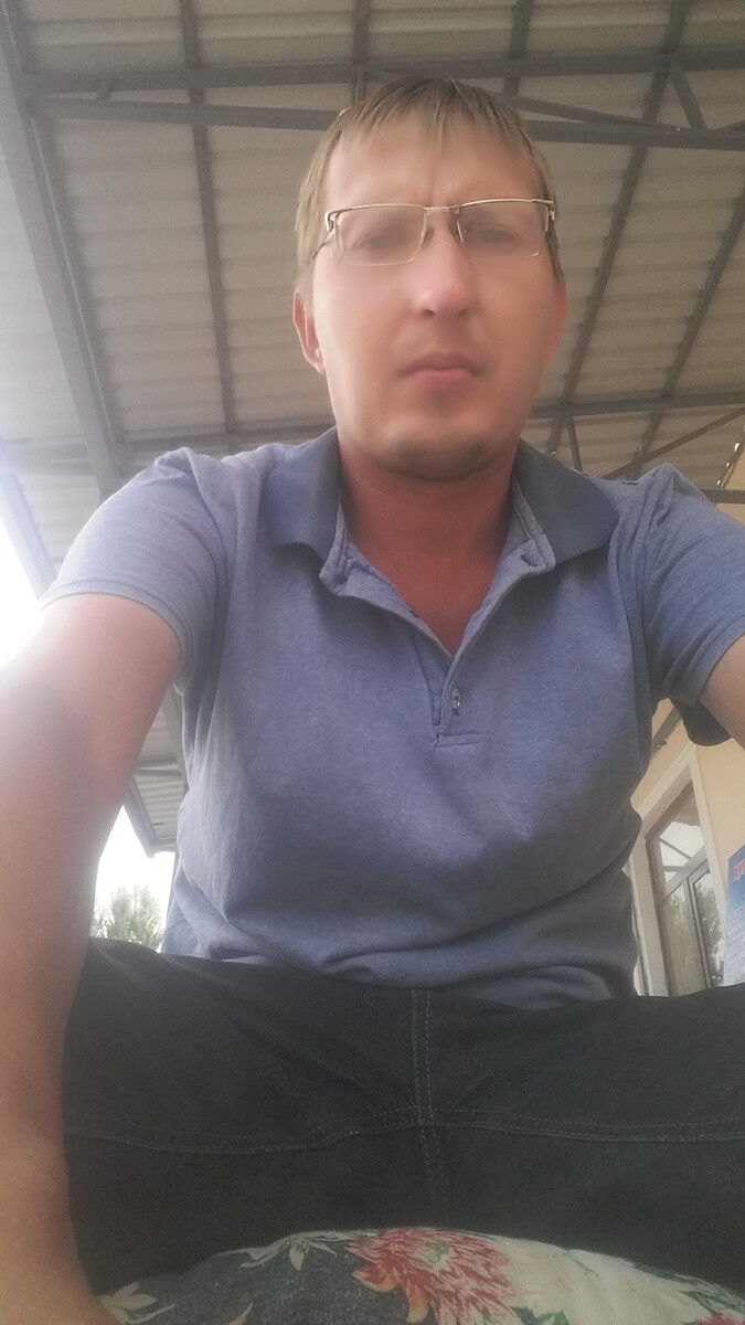  18124748  , 40 ,    