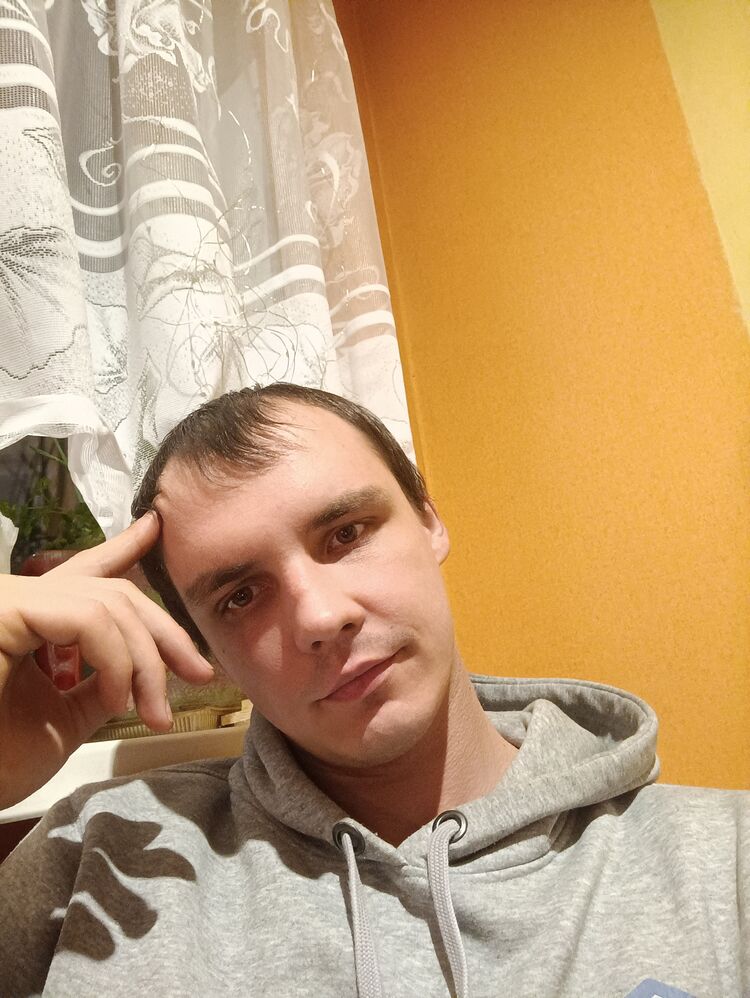  32339948  , 29 ,    