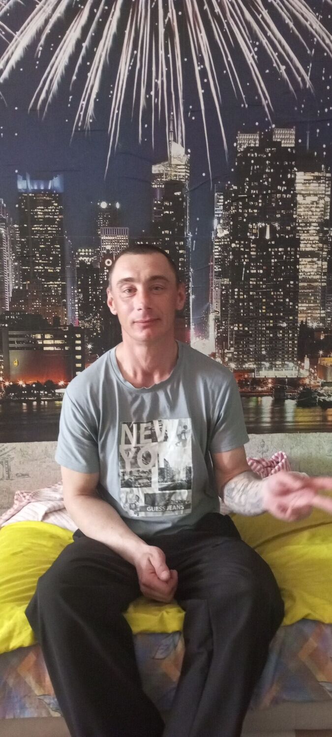  43765358  , 40 ,    