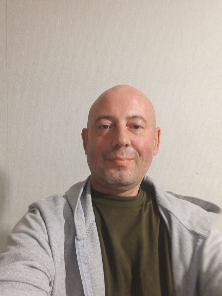  47223328  Alex, 49 ,    