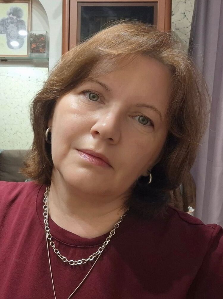  51826018  , 49 ,    -