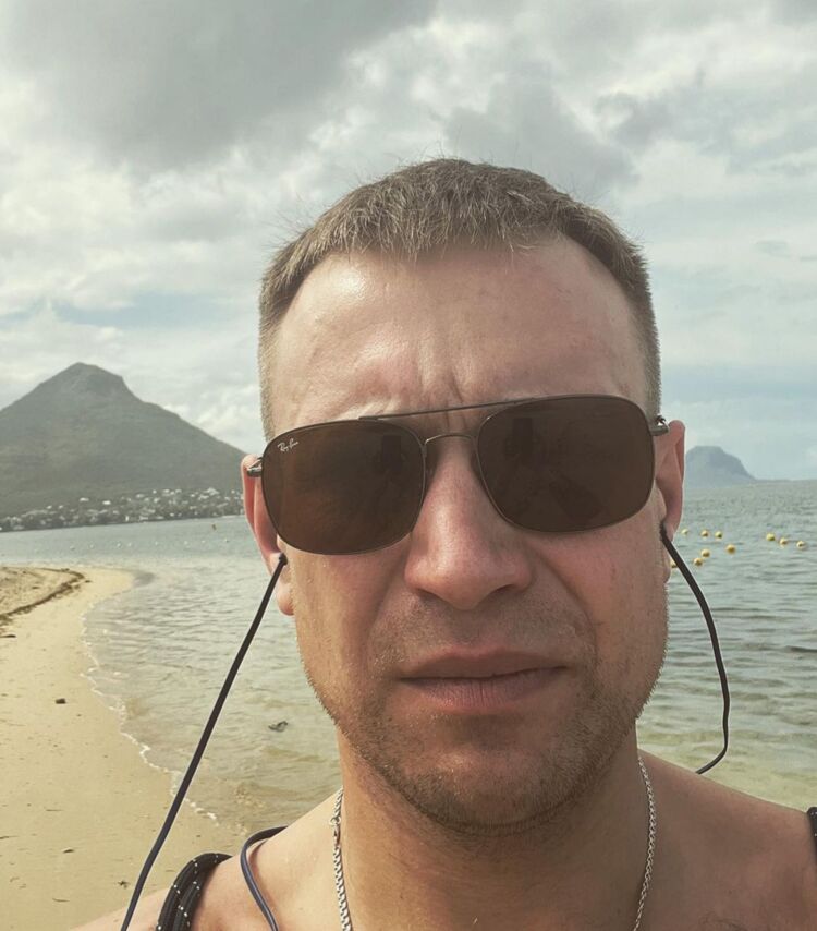  ,   Andrey, 39 ,   ,   