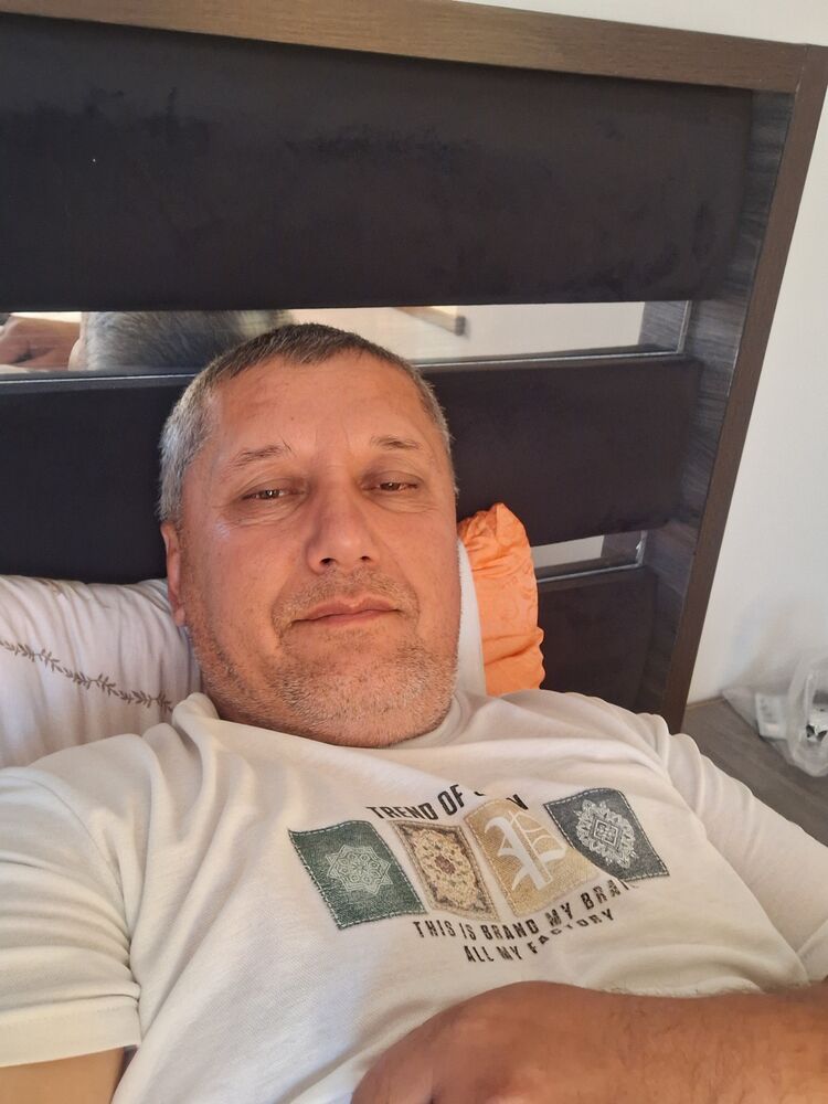  53097138  Bahadir baha, 47 ,    