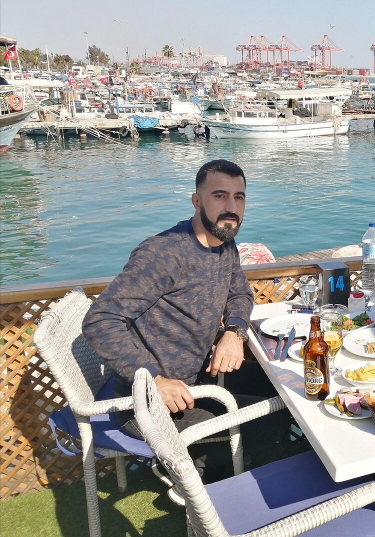  -,   Turker, 40 ,   ,   , c 