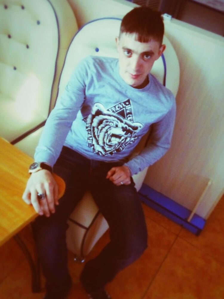  19153438  VOVKA, 26 ,    