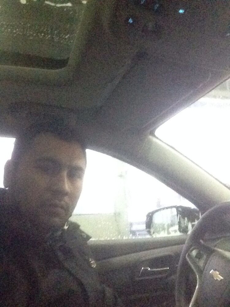  6892838  Oybek, 37 ,    