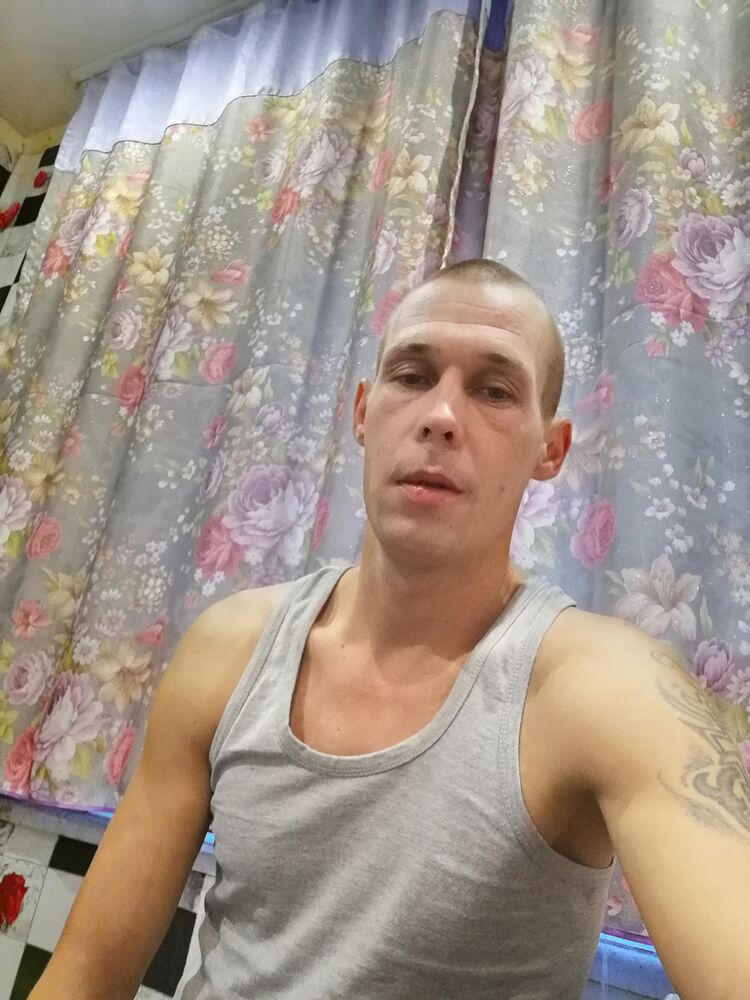  37323218  , 32 ,    