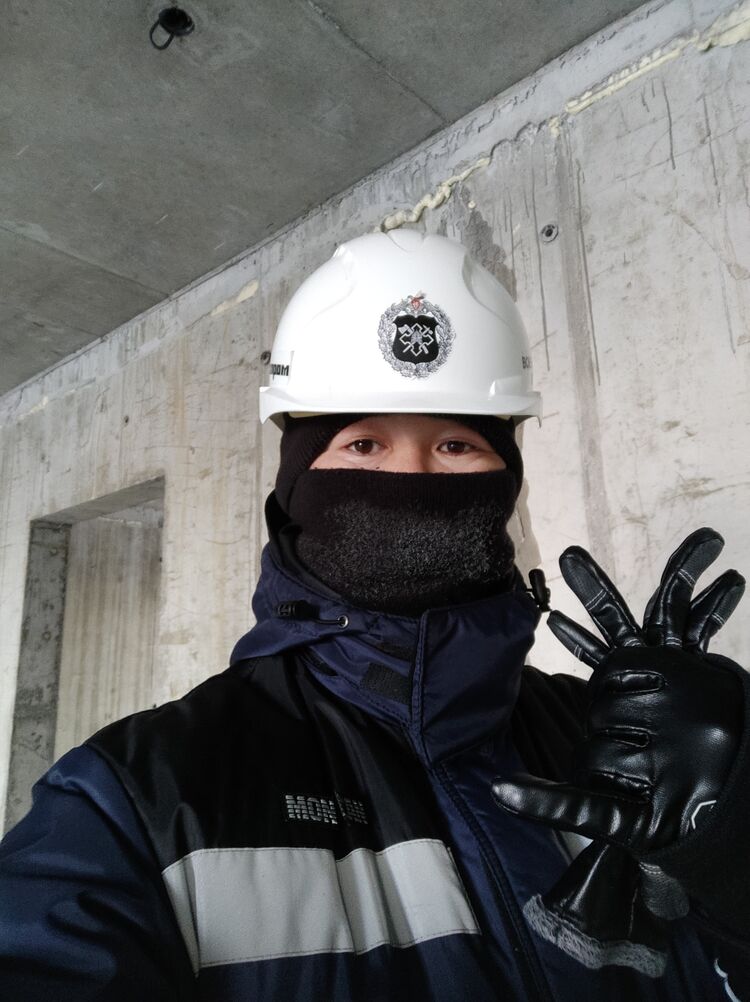  39275288  Romik, 37 ,    -