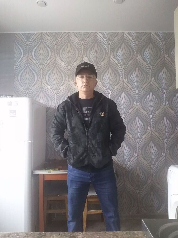  30614498  , 52 ,     