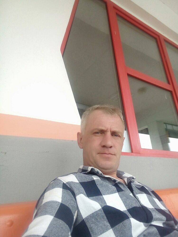  21722818  , 47 ,    