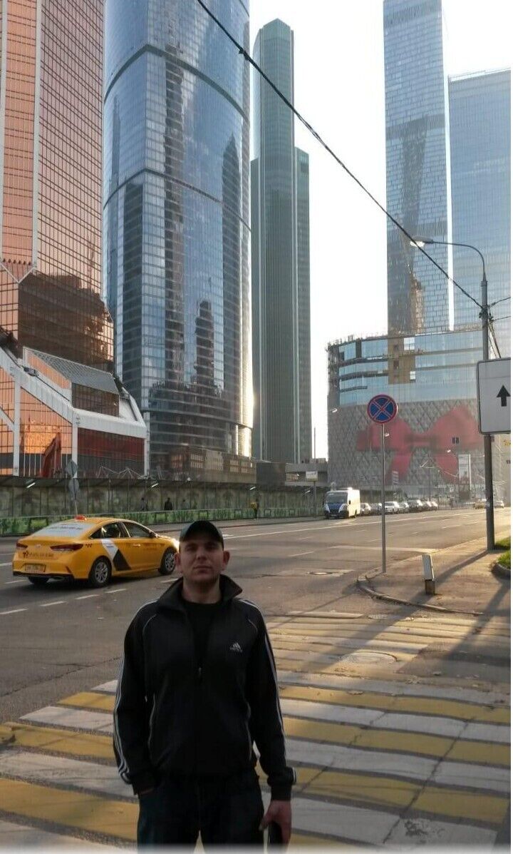  21365978  Ҹ, 37 ,    