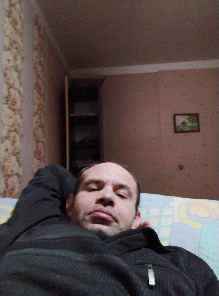  41817518  , 44 ,    