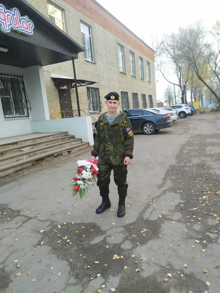  29322328  Vitaly, 24 ,    