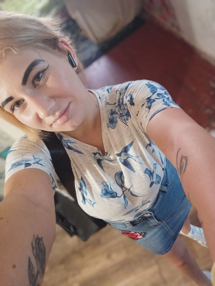  45714818  , 22 ,    