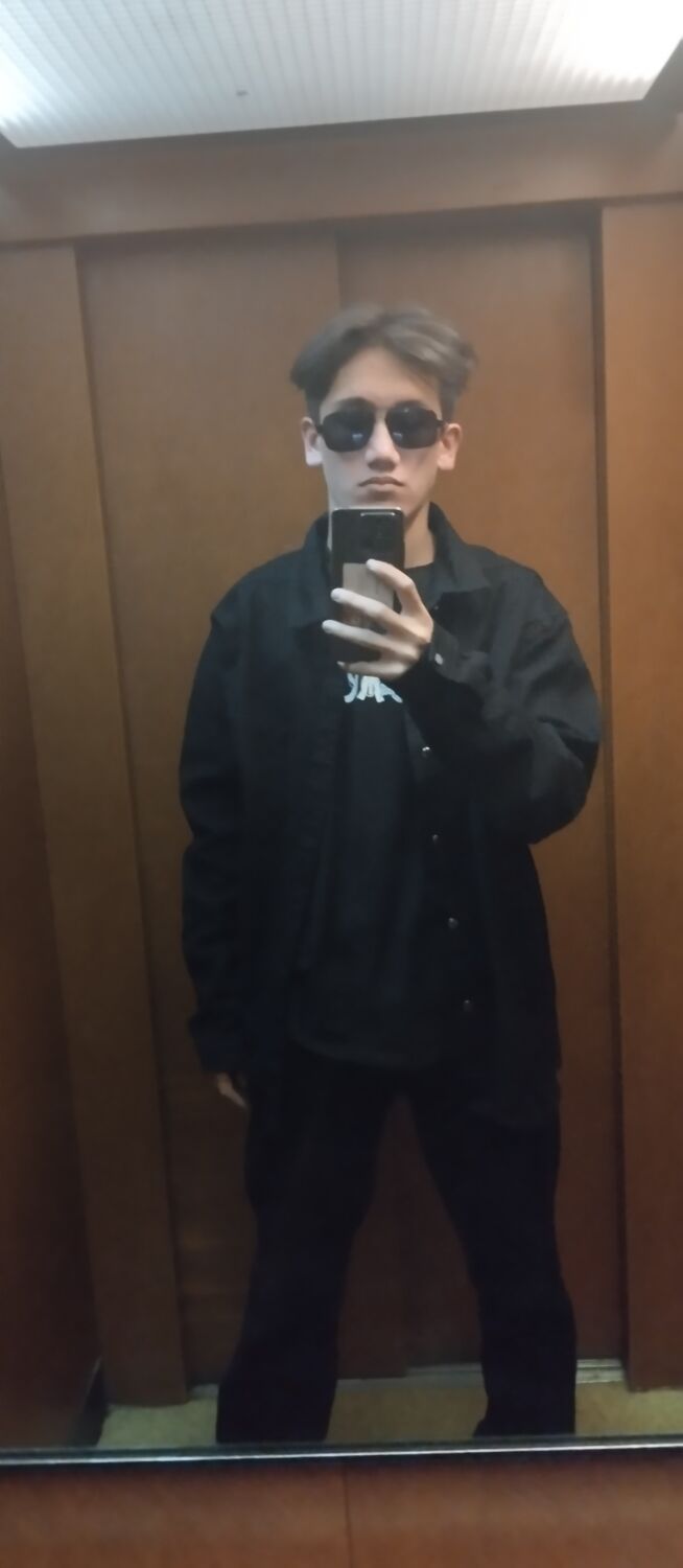  46083478  , 21 ,    