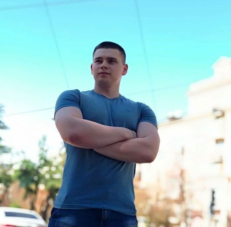  47566458  , 33 ,    