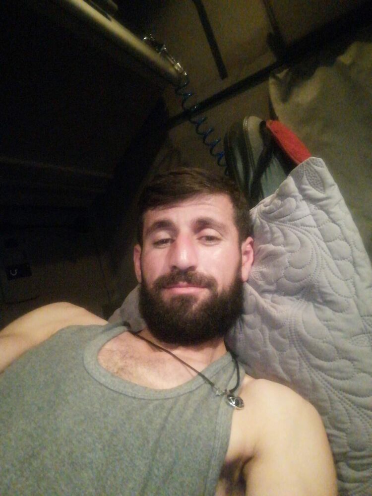  33637428  , 35 ,    
