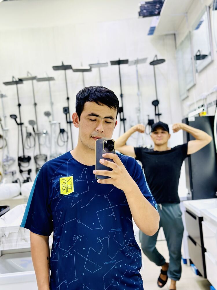  ,   Ali, 27 ,   ,   