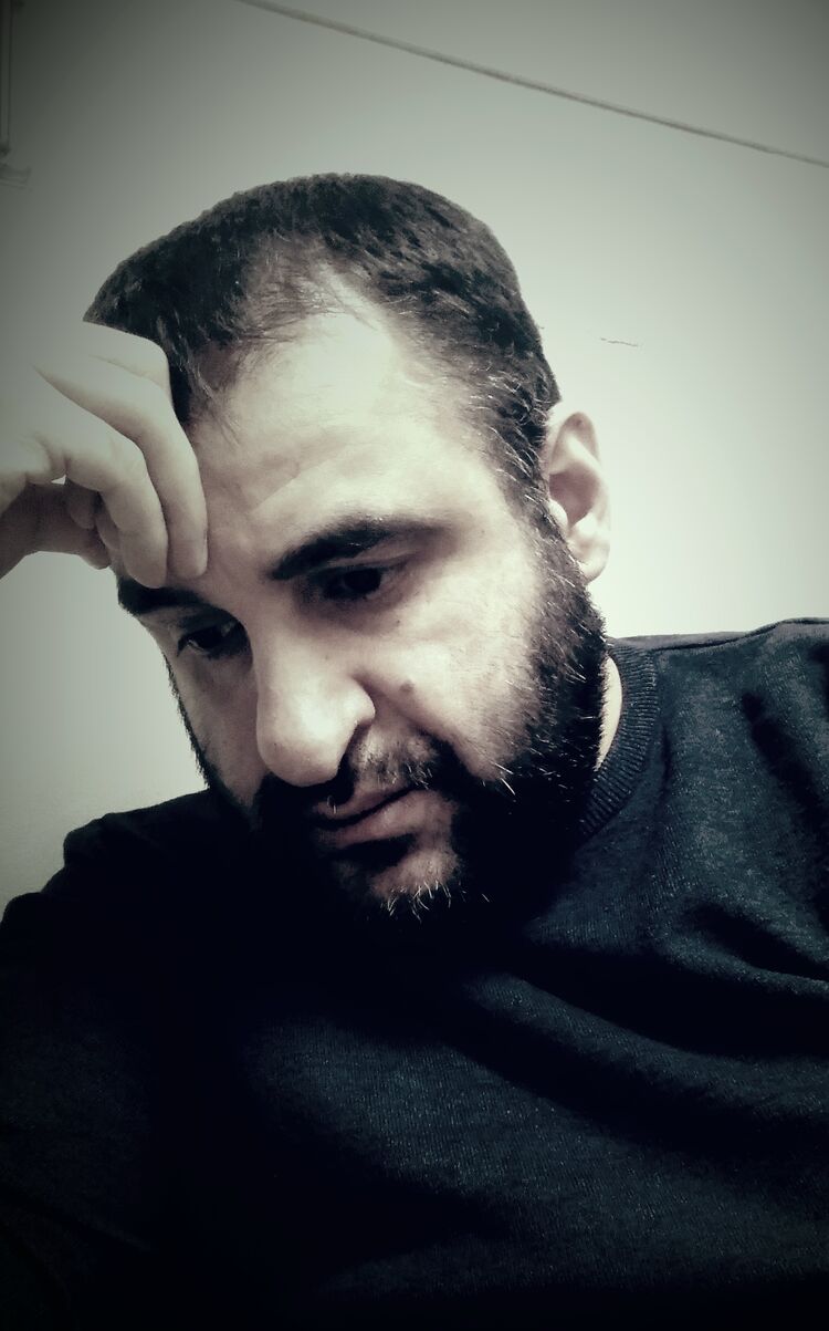  42695038  Suren, 43 ,    -