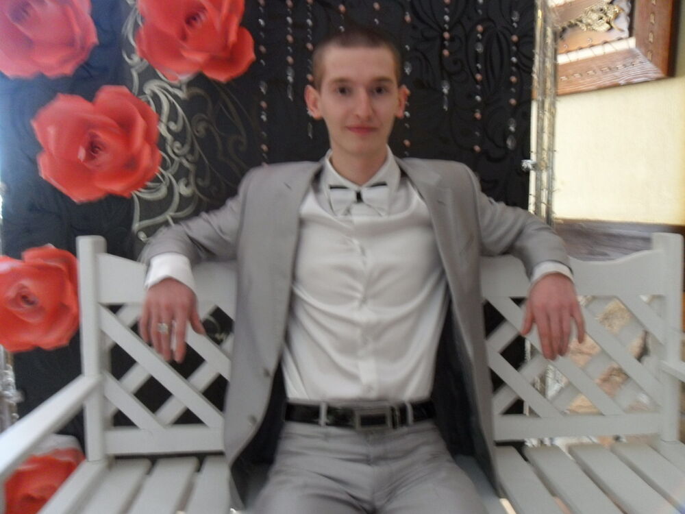  7687648  Nik, 30 ,    