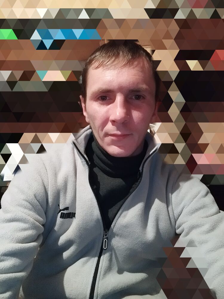  31957718  , 37 ,    