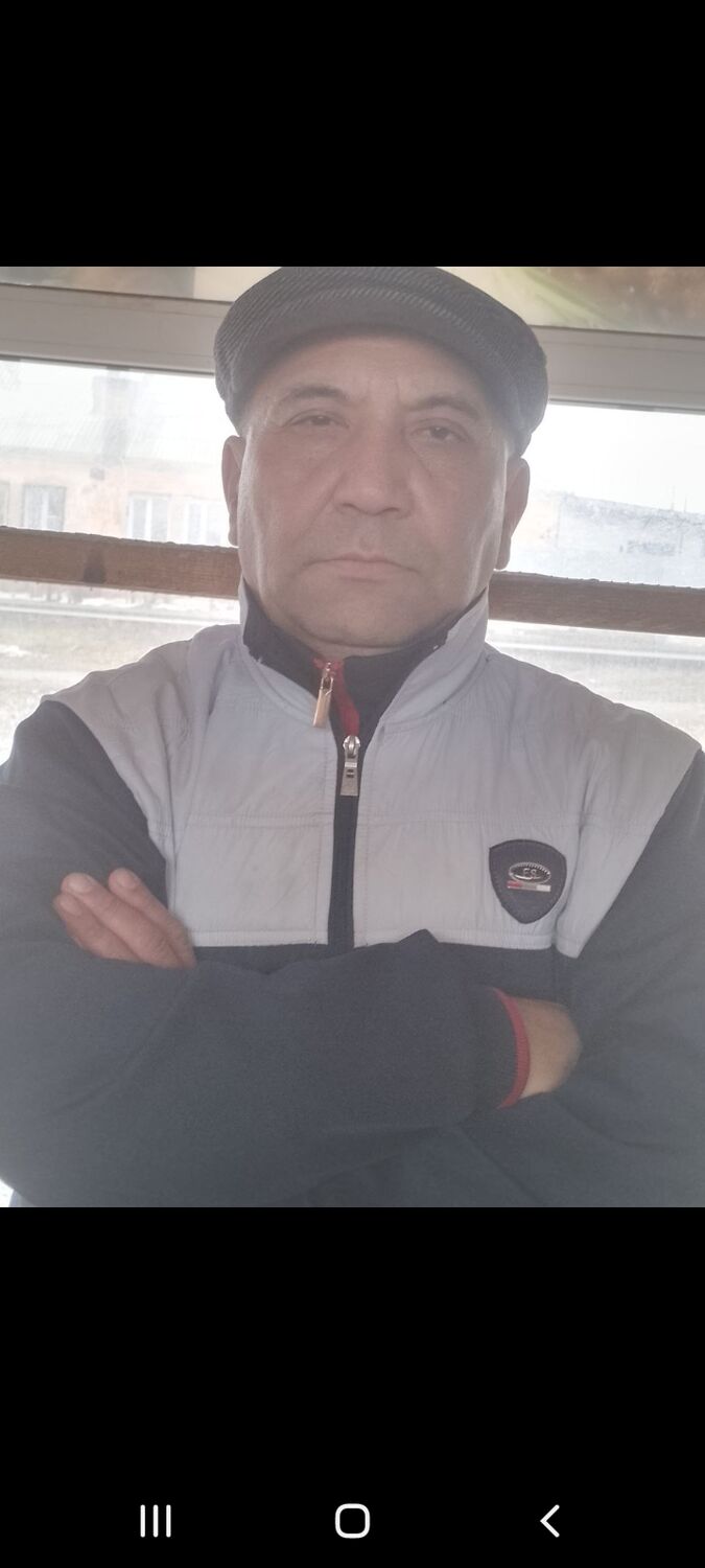  47059718  , 53 ,    