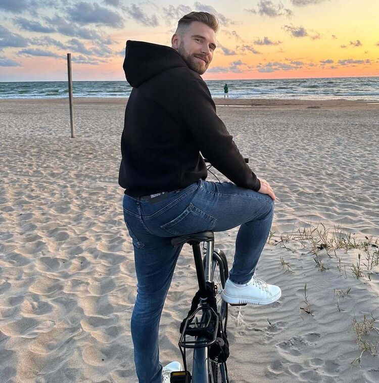 ���� 53802928 ������� ������, 33 ����, ���� ���������� � �������������