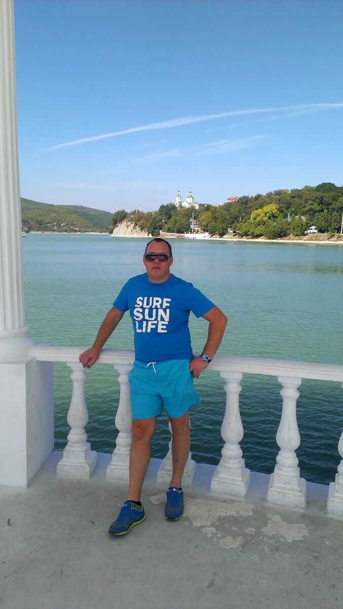  20572078  Pacha, 55 ,    