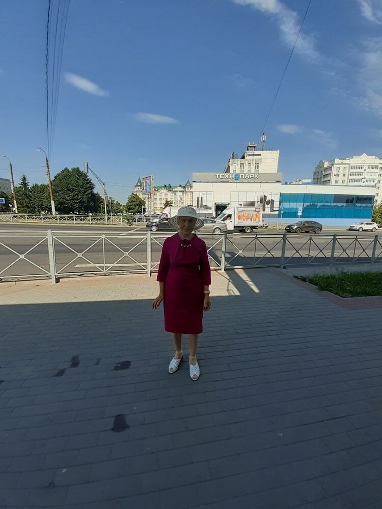Фото 28538838 женщины Варвара, 68 лет, ищет знакомства в Долгом