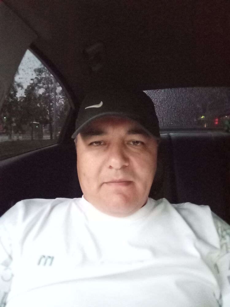  -,   Rinat, 40 ,   ,   