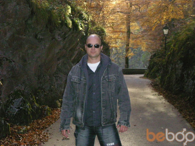  993738  Artur, 52 ,    Stuttgart