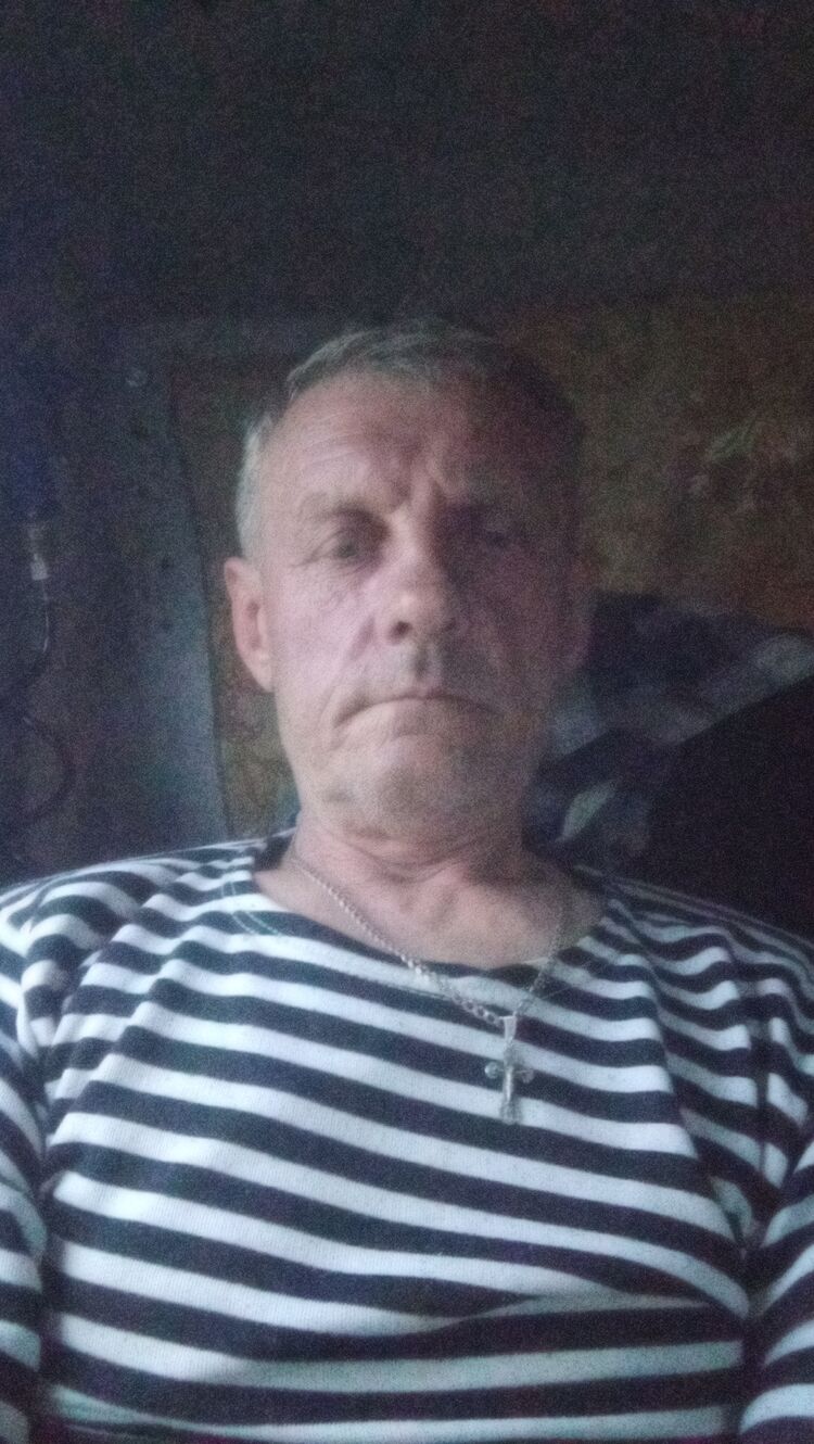  38552628  , 56 ,    