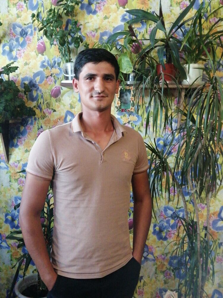  20586698  Alisher, 32 ,    