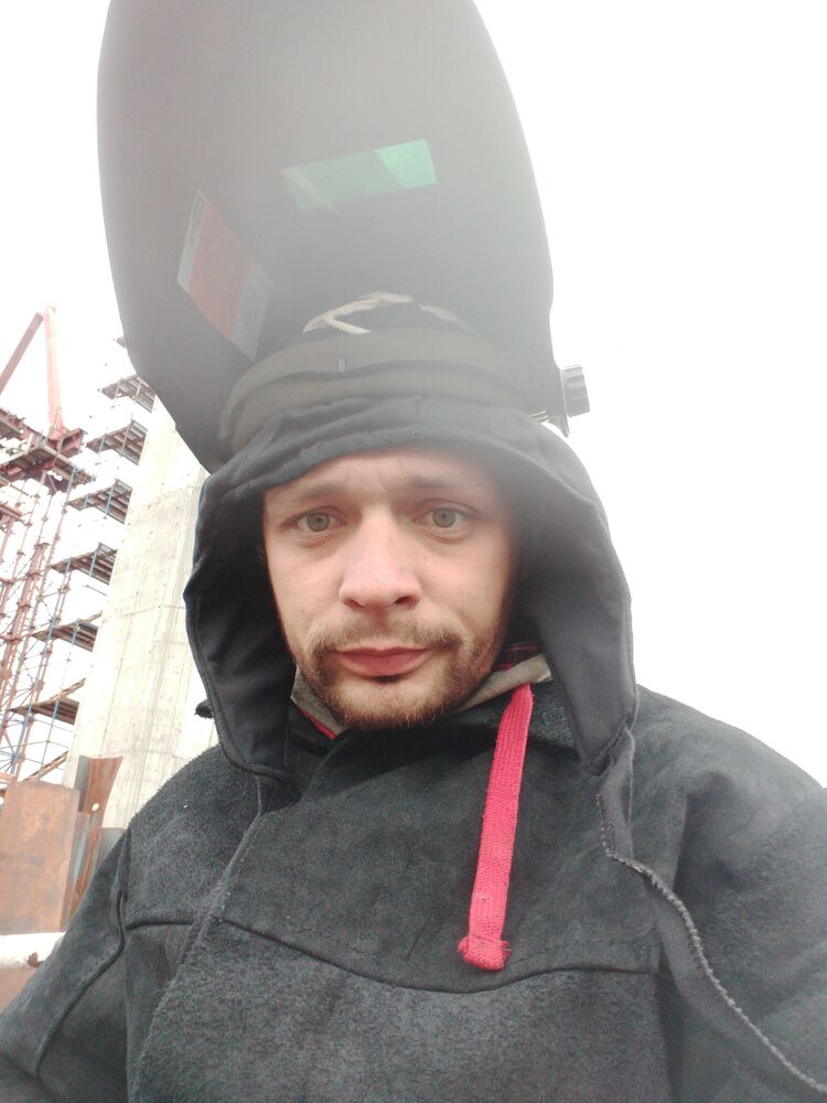  24207178  , 34 ,    