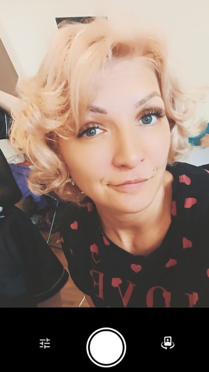  51282568  Elena, 41 ,    