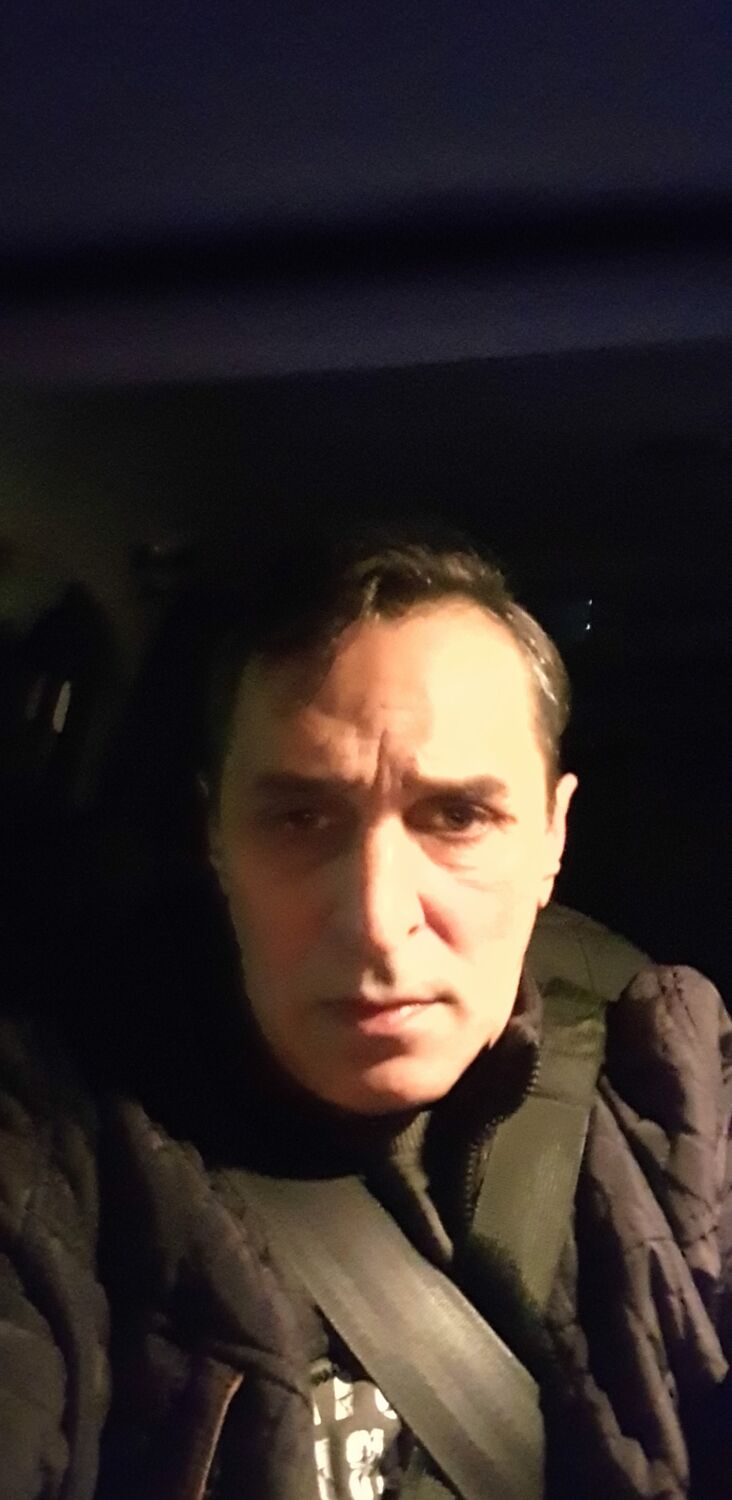  48328868  , 51 ,    