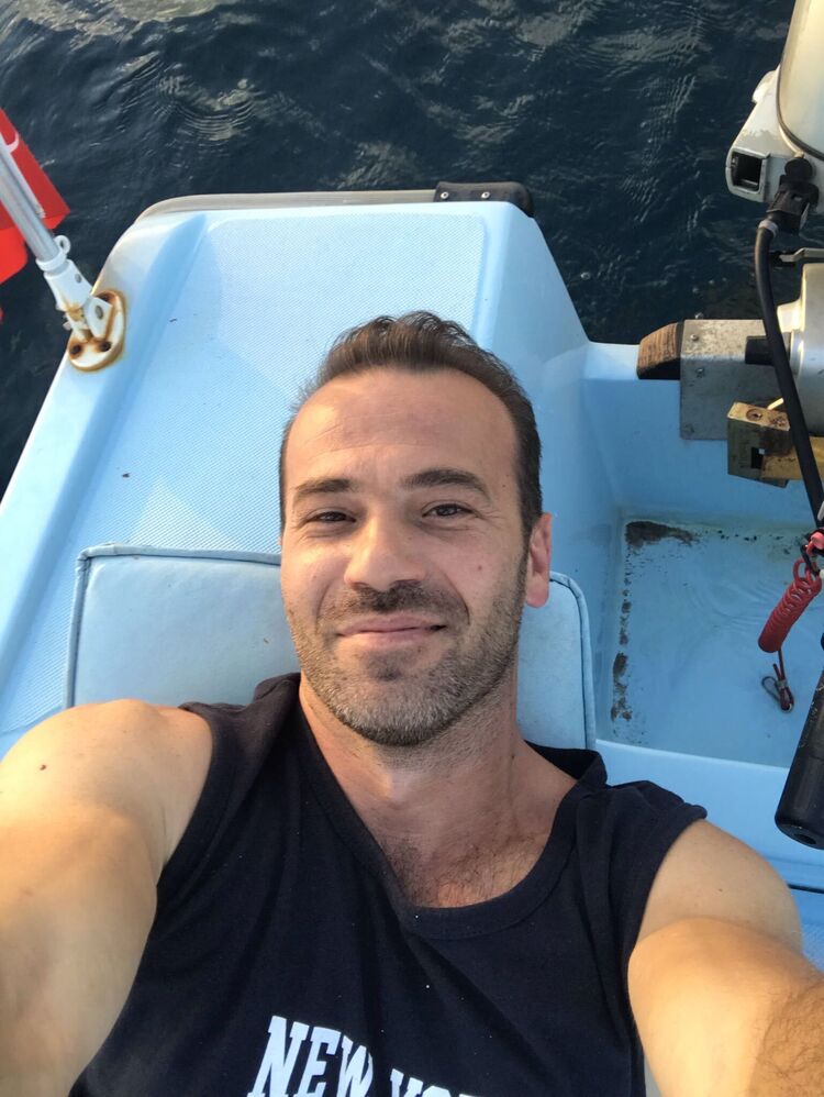  ,   Denis, 41 ,   ,   