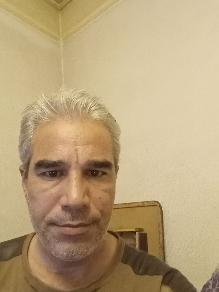 41393938  Polad, 47 ,    