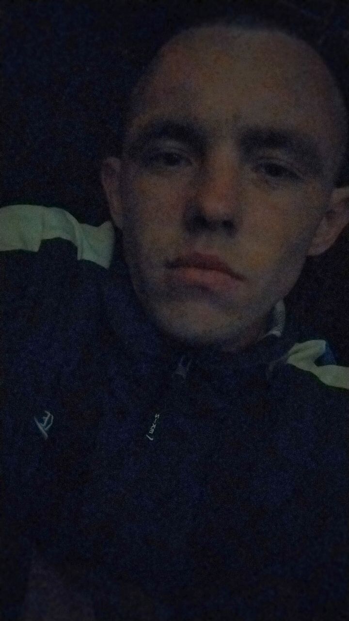  46843838  , 23 ,    