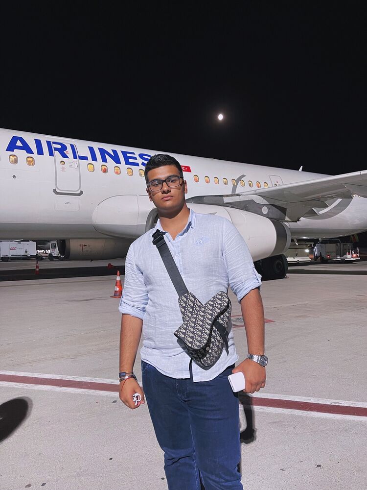  ,   Anton, 20 ,   ,   , 