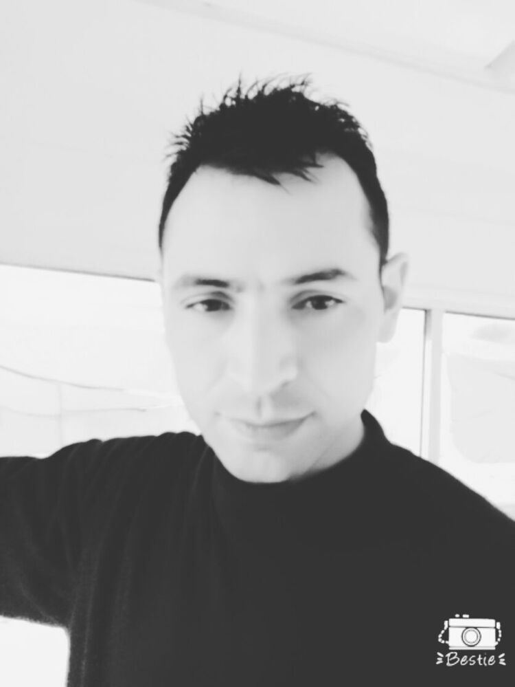  16387278  Kazim, 40 ,    Kadikoy