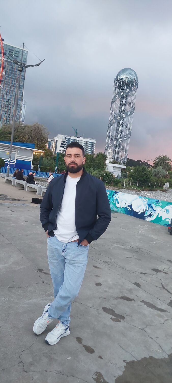  53522968  ZAUR, 35 ,    