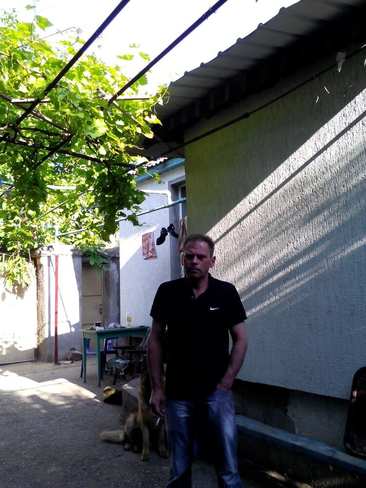  6152028  Vit, 49 ,    