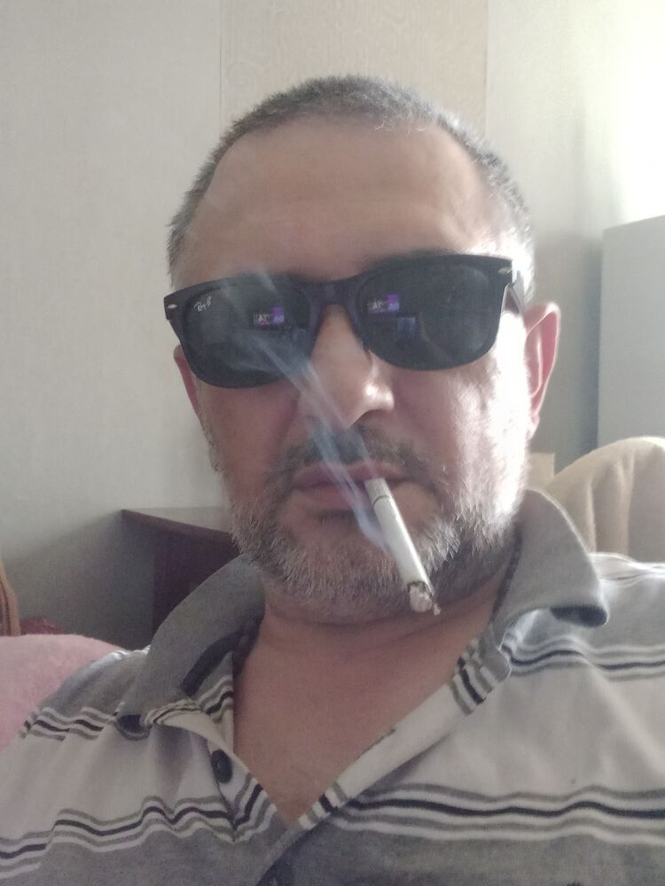  44074228  Badri, 50 ,    