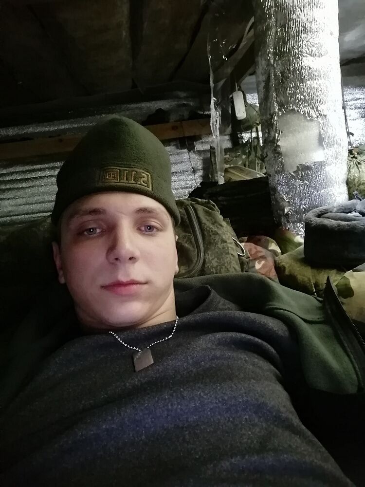  41380878  , 22 ,    