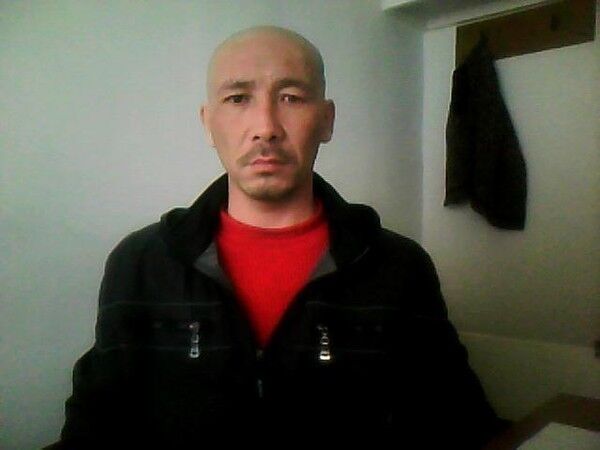  9968728  Abay, 52 ,    