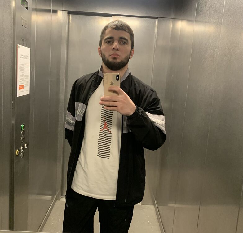  34600348  , 21 ,    