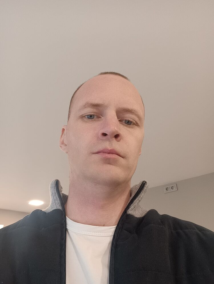  43925358  , 37 ,    