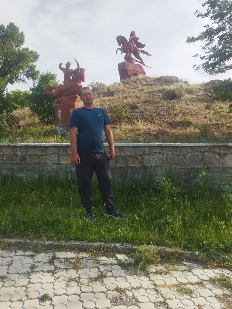  48245508  , 32 ,    -